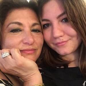 Meet your Posher, Jeanette